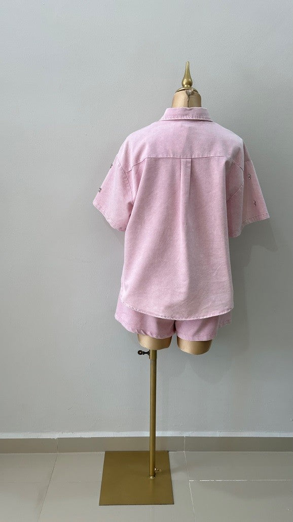 Set over pink