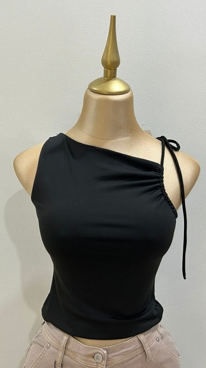 Blusa tirantes negra