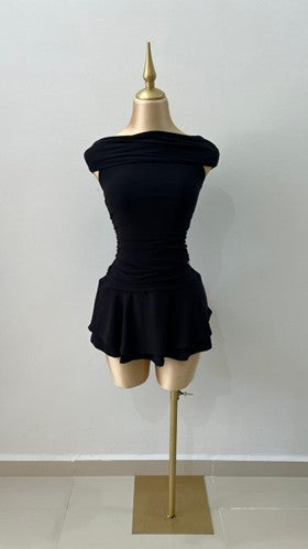 Vestido negro olanes