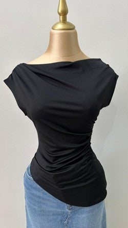 Blusa negra